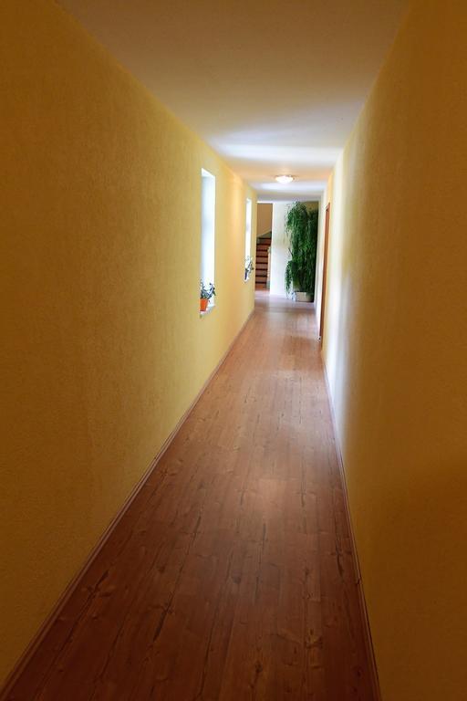 Hotel garni Goldene Henne Arnstadt Exterior foto